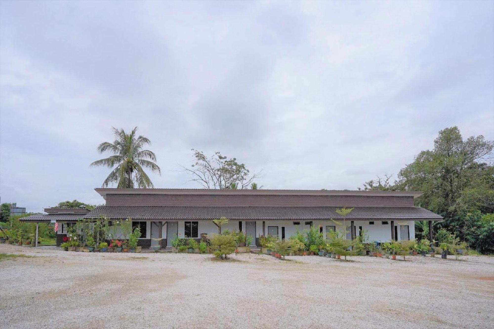 Capital O 90168 Serambi Pelangi Chalet Changlun Exteriör bild